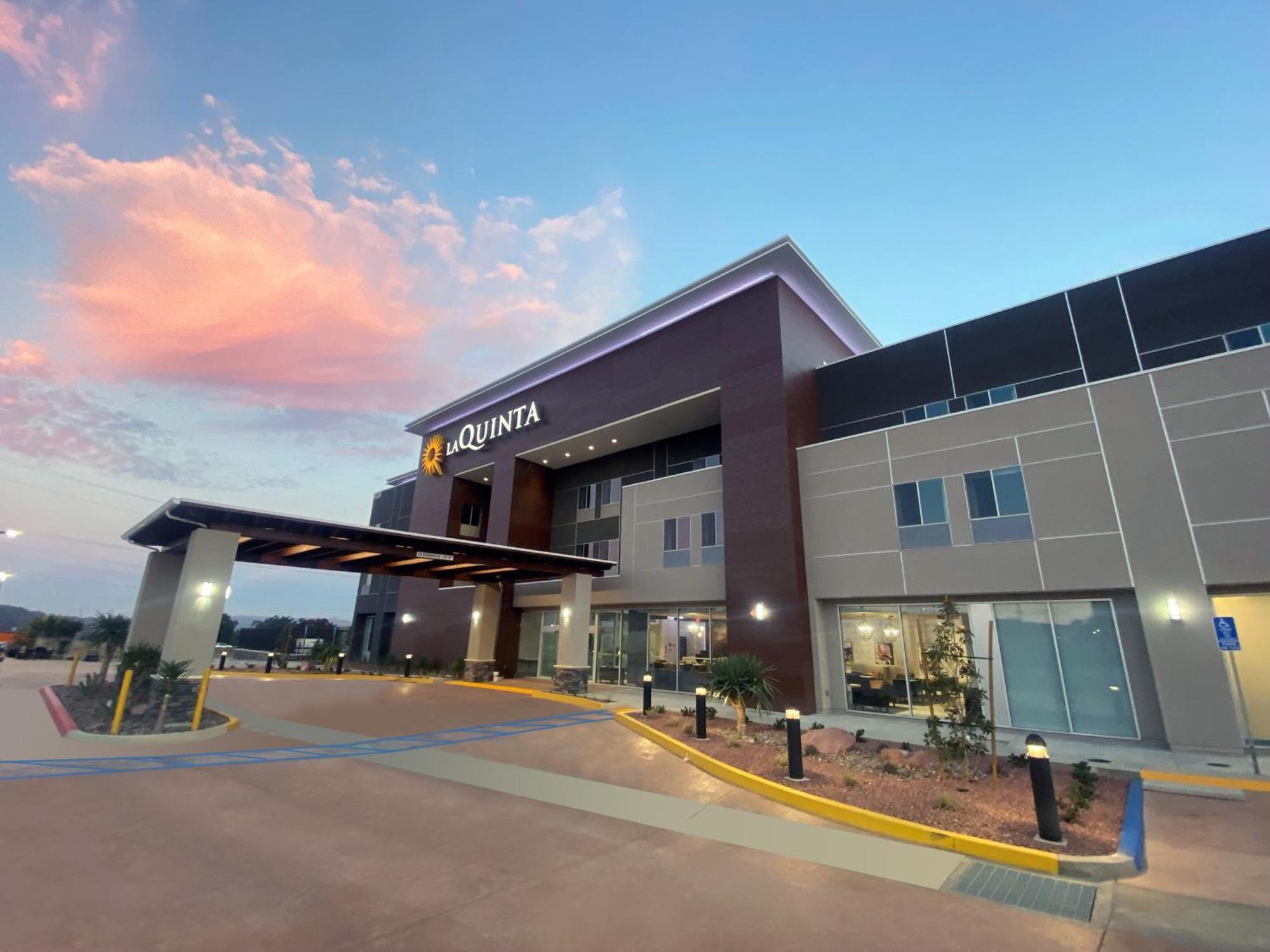 La Quinta Inn & Suites By Wyndham Yucaipa Exterior foto